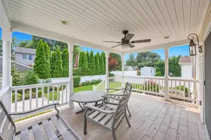 16 Ashland Ave, New Hyde Park, NY 11040 - Photo 11