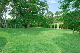 269 Carleton Dr E, Shirley, NY 11967 - Photo 19