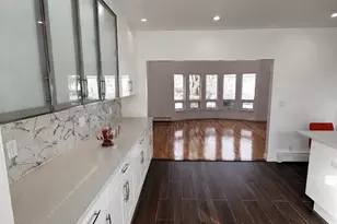 186 E Pennywood Ave, Roosevelt, NY 11575 - Photo 25