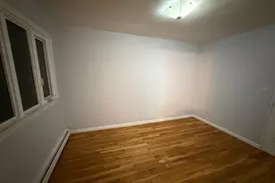186 E Pennywood Ave, Roosevelt, NY 11575 - Photo 7