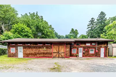 382 E Main Street, Jefferson Valley, NY 10535 - Photo 15