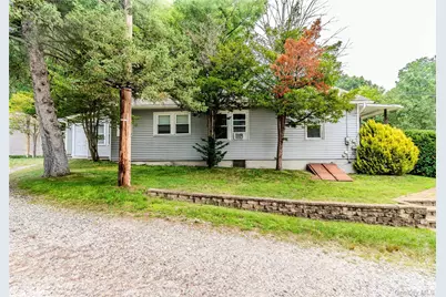 382 E Main Street, Jefferson Valley, NY 10535 - Photo 5