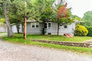 382 E Main St, Jefferson Valley, NY 10535 - Photo 5