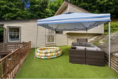 25 Chatham Terrace, Yonkers, NY 10710 - Photo 23