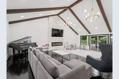 234 Townline Road, Commack, NY 11725 - Photo 3
