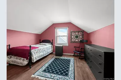 42 Berkshire Road, Yonkers, NY 10710 - Photo 11