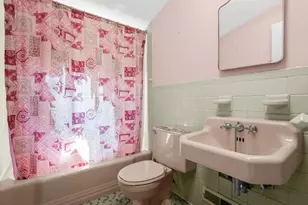 42 Berkshire Rd, Yonkers, NY 10710 - Photo 15