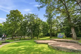 7 Chateaux Cir, Scarsdale, NY 10583 - Photo 23