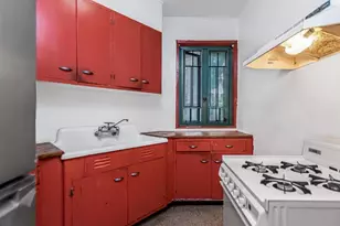1725 Purdy St, Bronx, NY 10462 - Photo 7