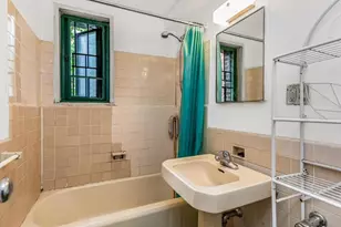 1725 Purdy St, Bronx, NY 10462 - Photo 11