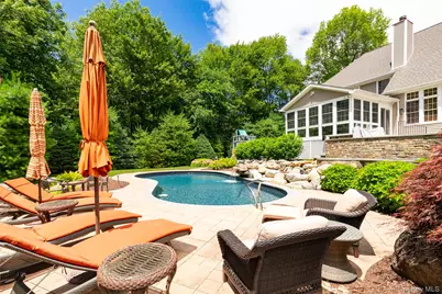 8 Glen Brook Court, Wappingers Falls, NY 12590 - Photo 5