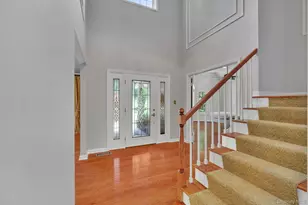 8 Glen Brook Ct, Wappingers Falls, NY 12590 - Photo 11