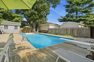 167 Lyon St, Valley Stream, NY 11580 - Photo 29