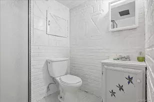 167 Lyon St, Valley Stream, NY 11580 - Photo 25