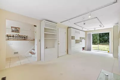 28 Stratford Place, New City, NY 10956 - Photo 15