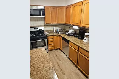 180 Van Cortlandt Park S #5C, Bronx, NY 10463 - Photo 5