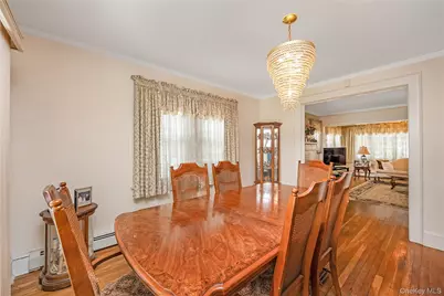69 Vernon Avenue, Rockville Centre, NY 11570 - Photo 15
