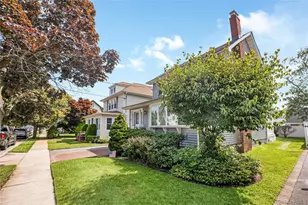 69 Vernon Ave, Rockville Centre, NY 11570 - Photo 3
