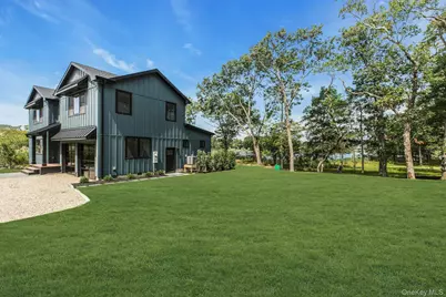255 Peconic Bay Boulevard, Aquebogue, NY 11901 - Photo 3
