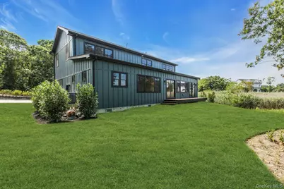 255 Peconic Bay Boulevard, Aquebogue, NY 11901 - Photo 39