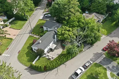 56 Glen Cove Drive, Glen Head, NY 11545 - Photo 33