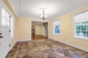 240-02 Poplar St, Douglaston, NY 11363 - Photo 3