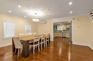 240-02 Poplar St, Douglaston, NY 11363 - Photo 7
