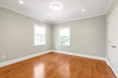240-02 Poplar Street, Douglaston, NY 11363 - Photo 17