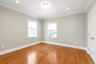 240-02 Poplar St, Douglaston, NY 11363 - Photo 17