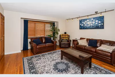 280 Van Cott Avenue, Farmingdale, NY 11735 - Photo 5