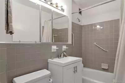 175-20 Wexford Terrace #15U, Jamaica, NY 11342 - Photo 9