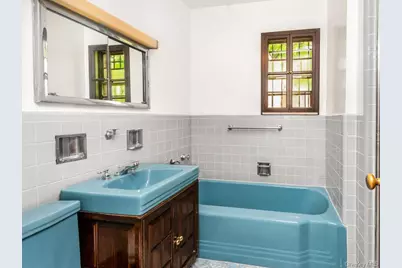 6003 Tyndall Avenue, Bronx, NY 10471 - Photo 17