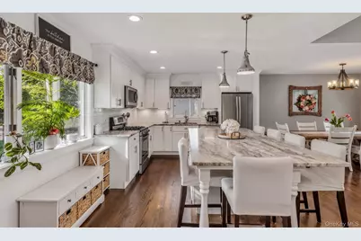 22 Caddy Place, Rocky Point, NY 11778 - Photo 5