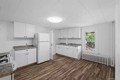213 Overlook Place, Newburgh, NY 12550 - Photo 13