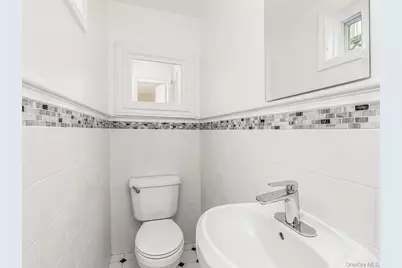 642 Park Avenue, Yonkers, NY 10703 - Photo 13