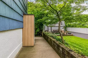 642 Park Ave, Yonkers, NY 10703 - Photo 25