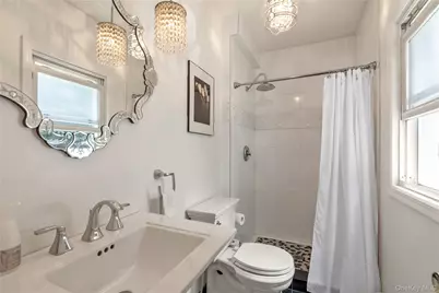 144 Buckingham Place, Lynbrook, NY 11563 - Photo 11