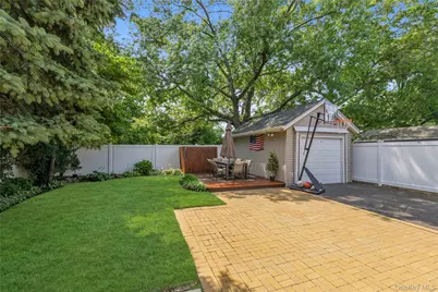 144 Buckingham Place, Lynbrook, NY 11563 - Photo 21