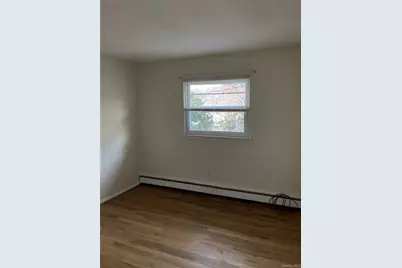 4 Chestnut Street, Centereach, NY 11720 - Photo 9