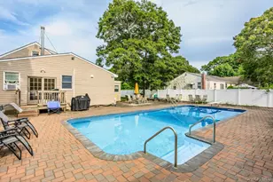14 Tudor Rd, Shirley, NY 11967 - Photo 29