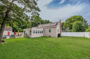 14 Tudor Rd, Shirley, NY 11967 - Photo 31