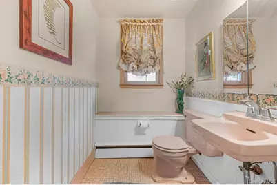 2 Atlas Court, New Hyde Park, NY 11040 - Photo 13