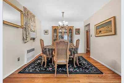 2 Atlas Court, New Hyde Park, NY 11040 - Photo 9