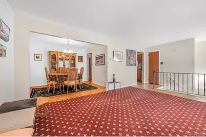 2 Atlas Court, New Hyde Park, NY 11040 - Photo 7