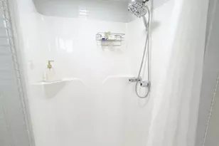 3058 Barkley Ave, Bronx, NY 10465 - Photo 11