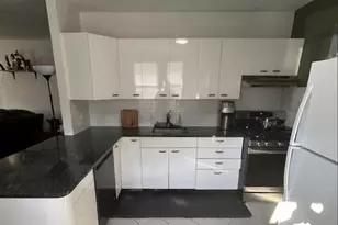 3058 Barkley Ave, Bronx, NY 10465 - Photo 3