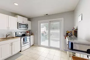10 Amesworth Ct, Middle Island, NY 11953 - Photo 15
