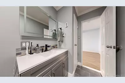 10 Amesworth Court, Middle Island, NY 11953 - Photo 19