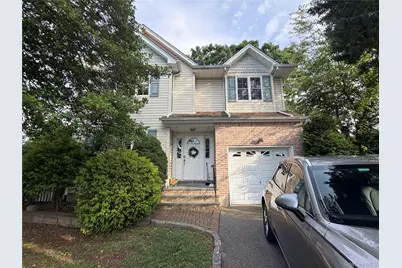 35 Willis Avenue, Syosset, NY 11791 - Photo 1