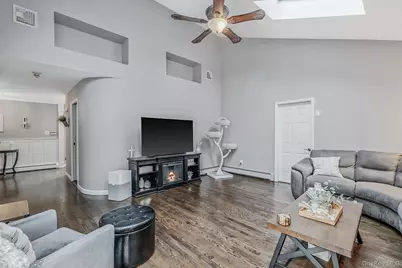 4 Missouri Avenue, Mount Sinai, NY 11766 - Photo 17